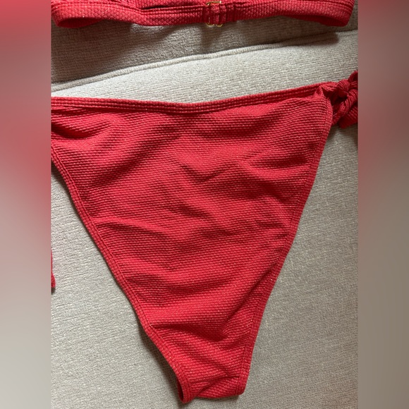 Tularosa Revolve swimsuit - Picture 12 of 14